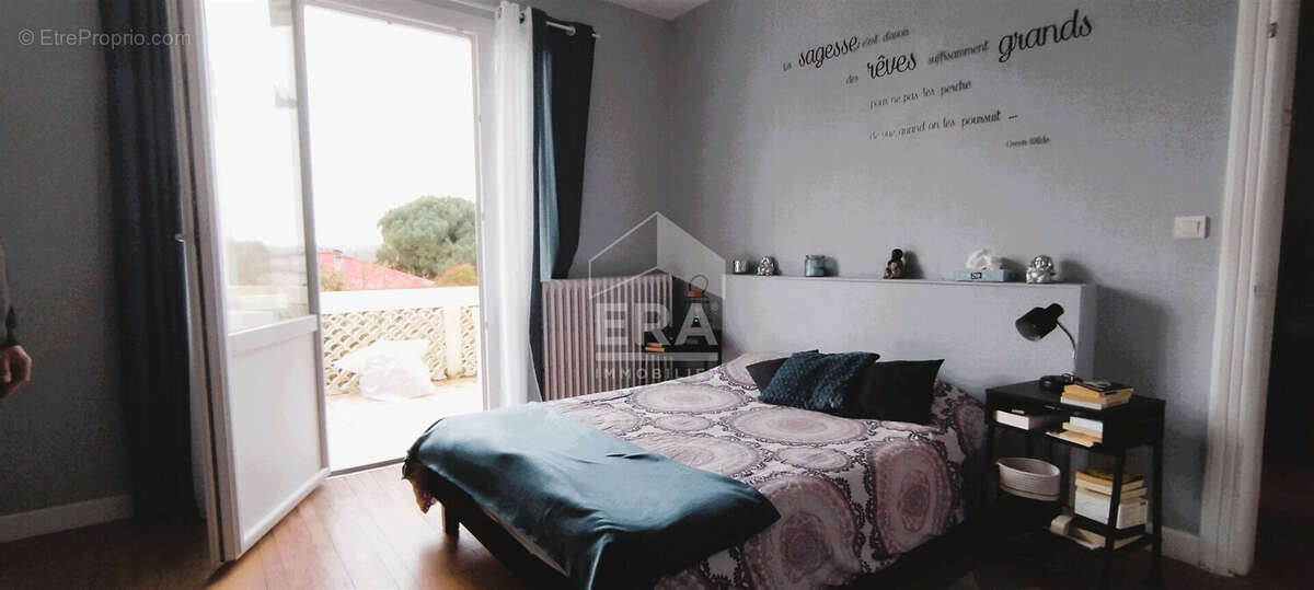 Maison à PORT-SAINTE-MARIE