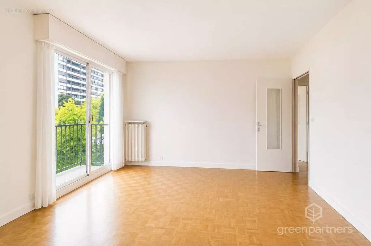 Appartement à PARIS-20E
