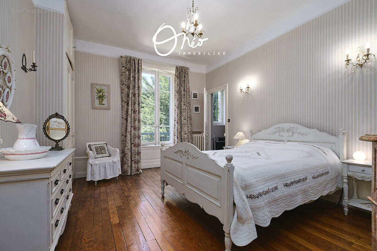 Maison à SAINT-SYMPHORIEN-D'OZON