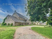 Maison à SAINT-MARTIN-DES-BESACES