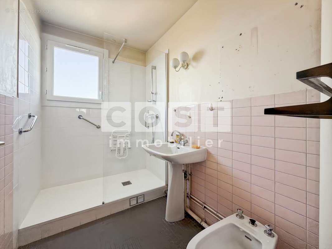 Appartement 51 m² à Asnieres-Sur-Seine  - photo 6