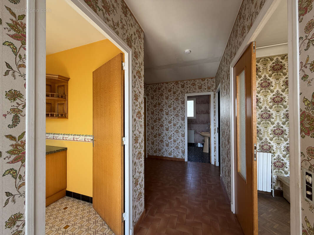 Maison à COLAYRAC-SAINT-CIRQ