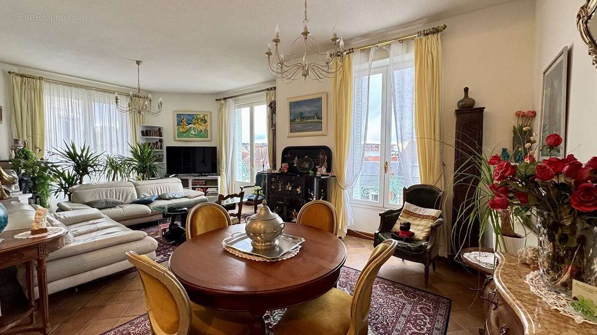 Appartement à VICHY