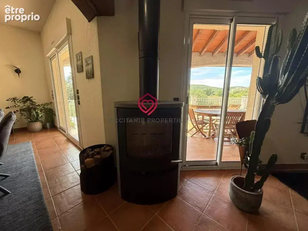 Magnifique maison avec un beau terrain, piscine et garage - photo 12