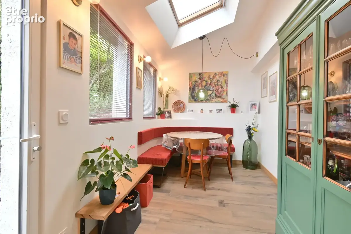 Maison de caractère avec jardin, studio indépendant et dépendances - photo 4