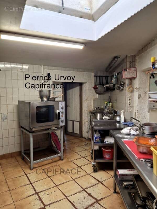 Commerce à PEDERNEC