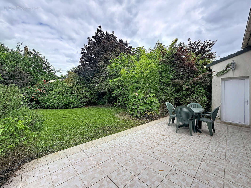 Maison à SAVIGNY-SUR-ORGE