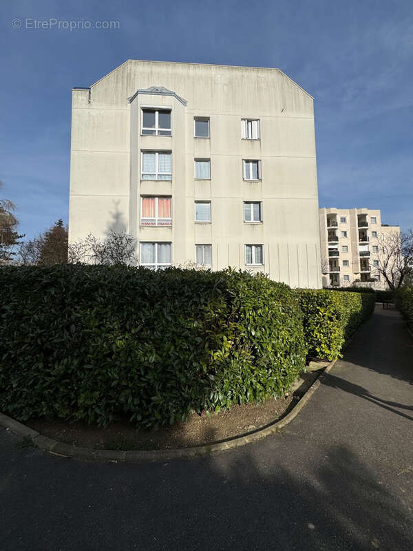 Appartement à CHENNEVIERES-SUR-MARNE