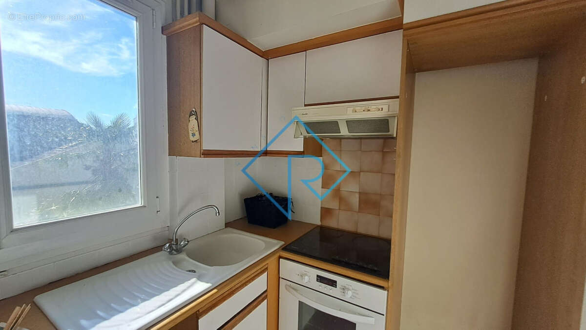 Appartement à PARIS-20E