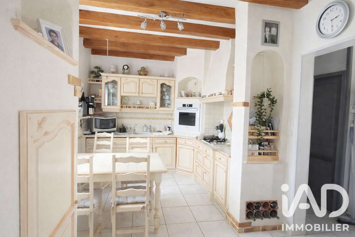 Maison 139 m² à Quittebeuf  - photo 6