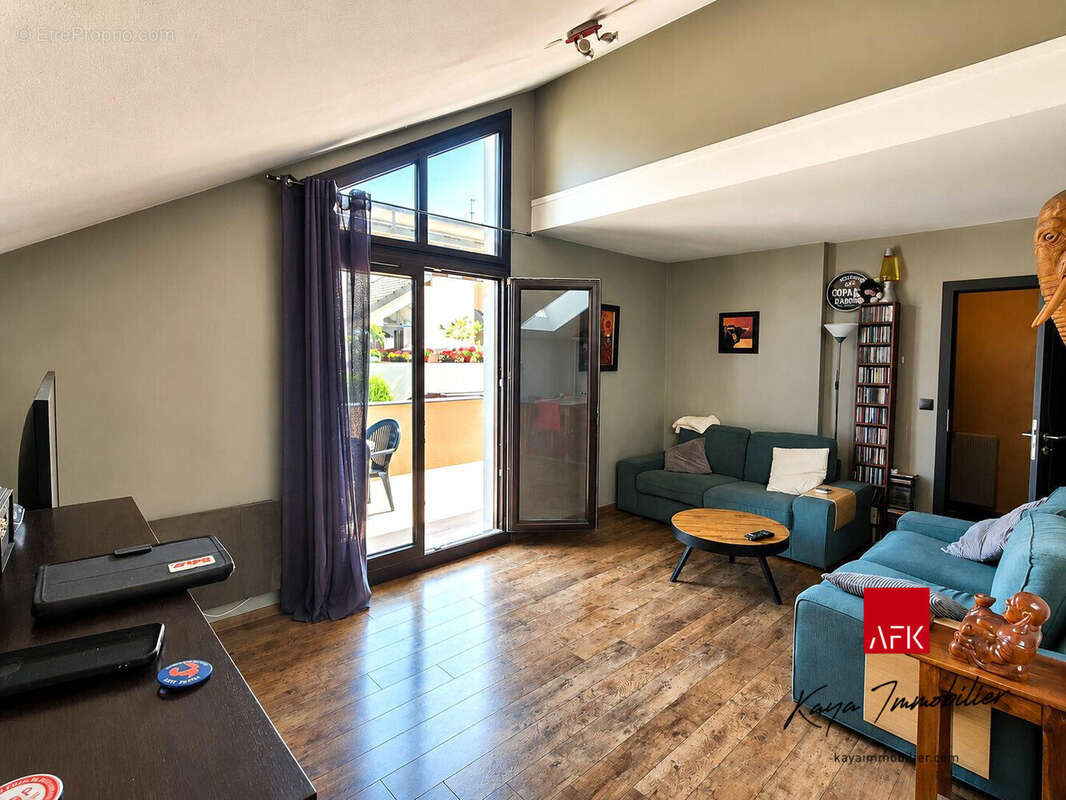 Appartement à AMBILLY