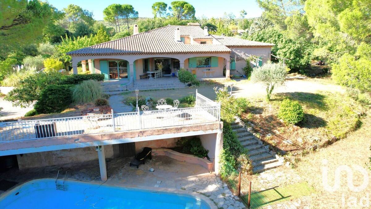 Photo 1 - Maison à BRIGNOLES