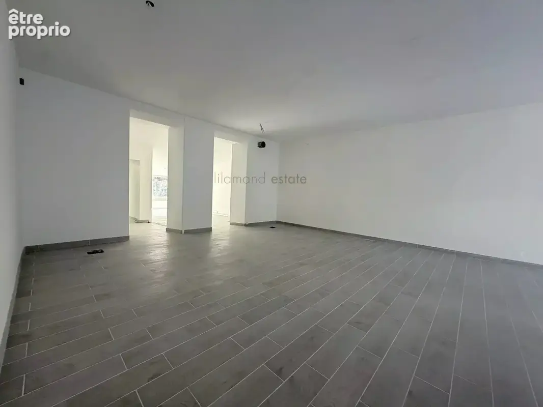 Cannes – place du cdt maria – murs commerciaux libres 120 m² – toutes activités - photo 5