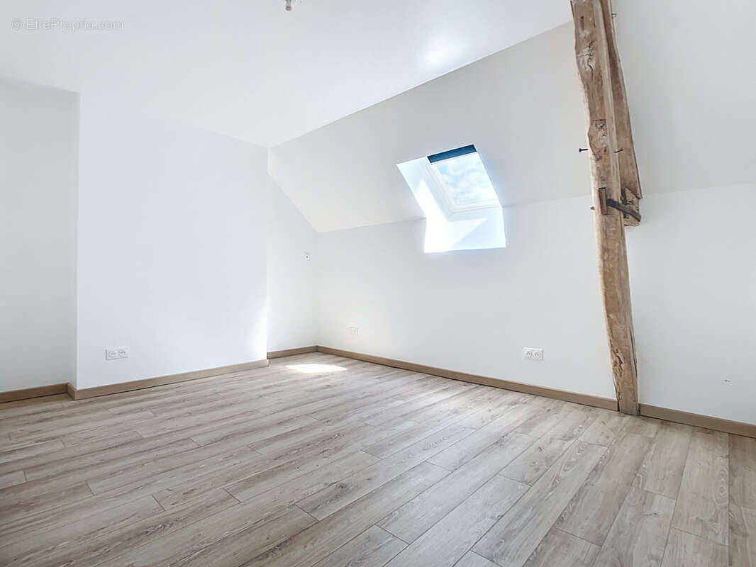 Maison à MONTMIRAIL