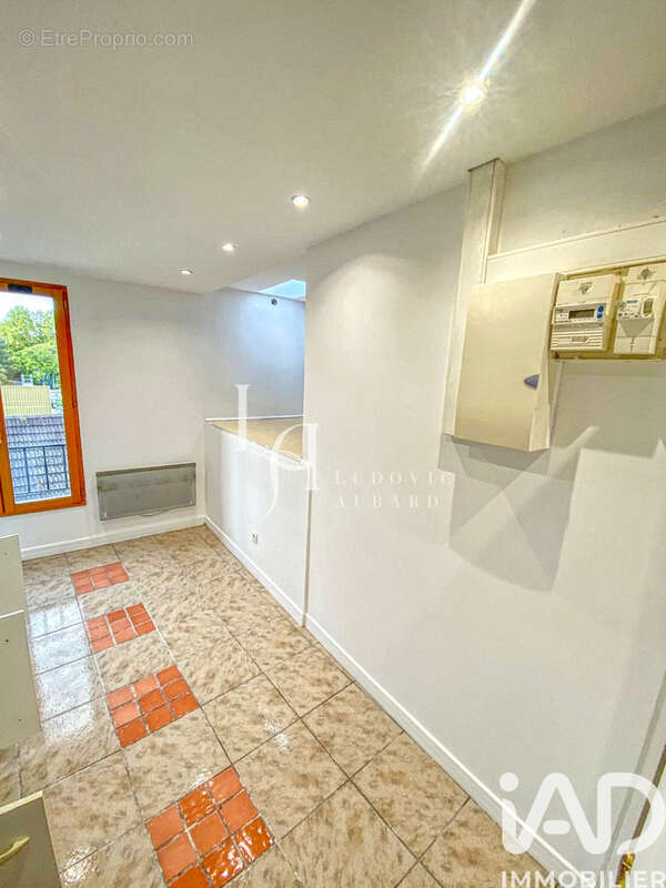 Photo 9 - Appartement à SAINT-OUEN-L'AUMONE