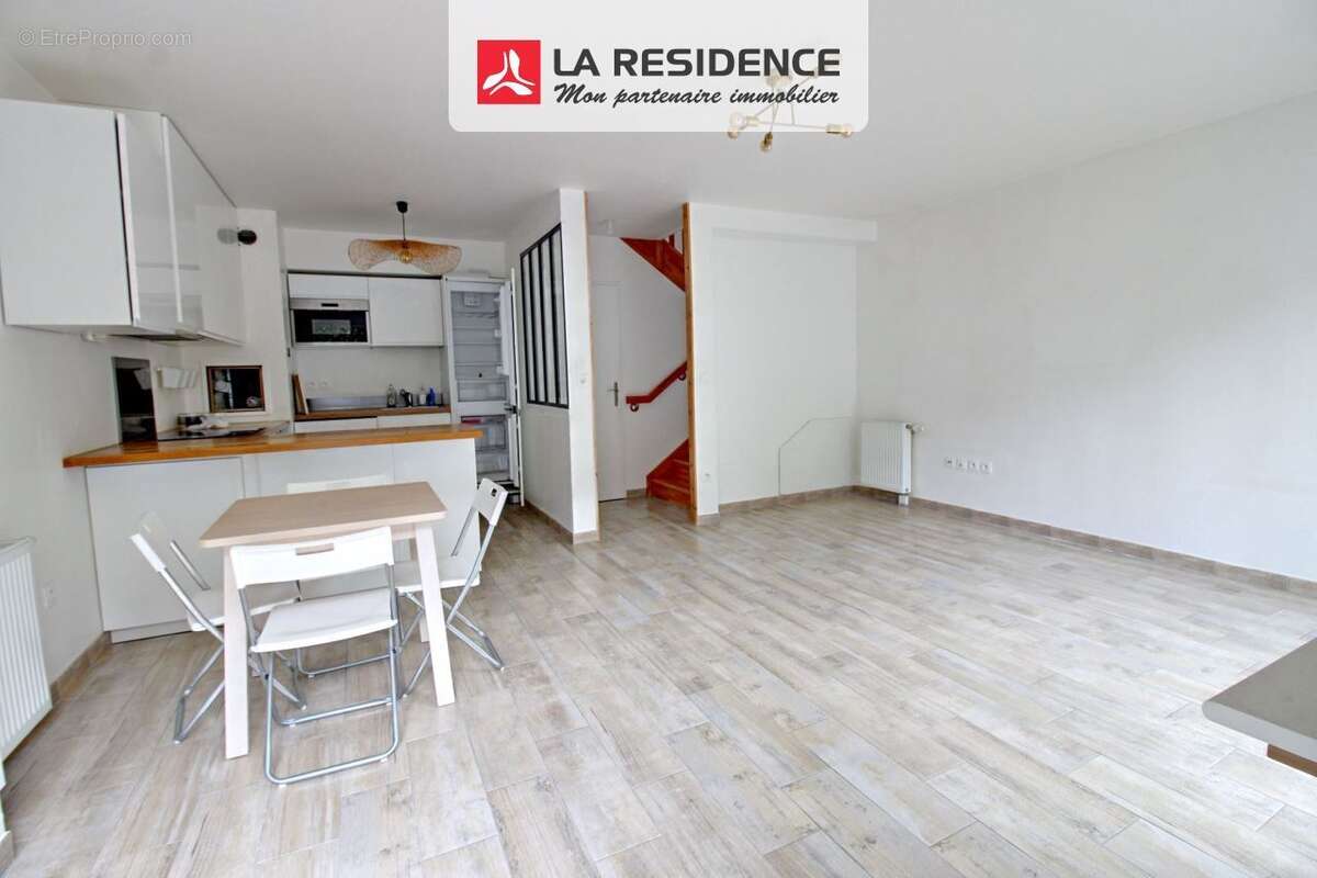 Maison à CONFLANS-SAINTE-HONORINE