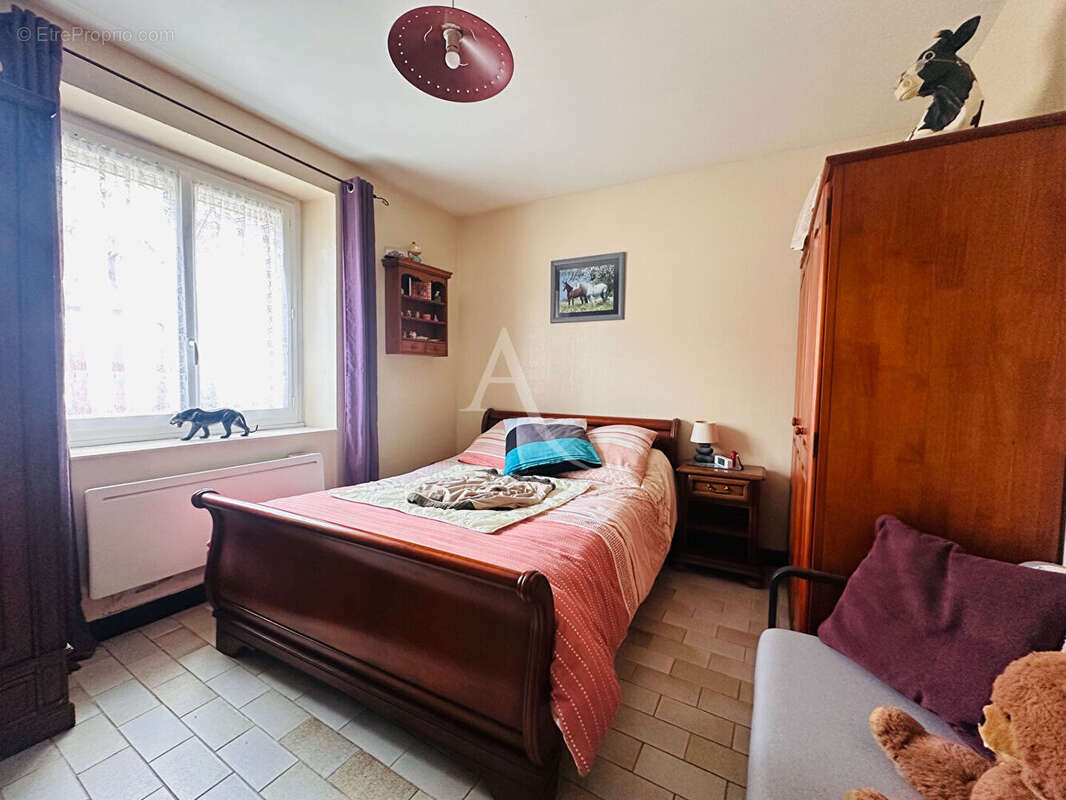Maison à SAINT-DENIS-SUR-LOIRE