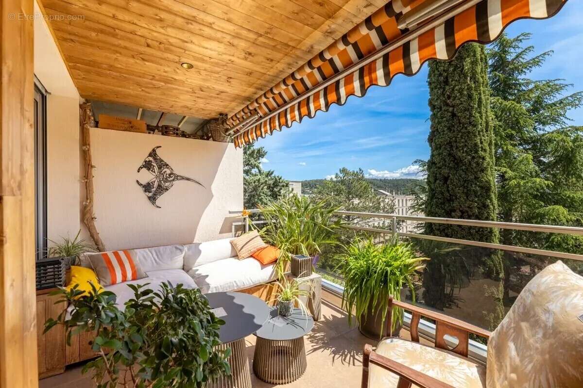 Appartement à AIX-EN-PROVENCE