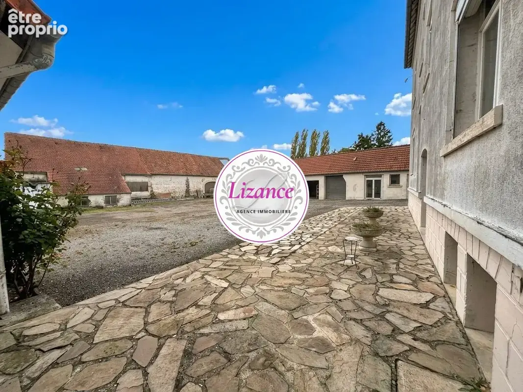 Maison 7 pièces 238 m² à vendre à Peronne (80200) - photo 3