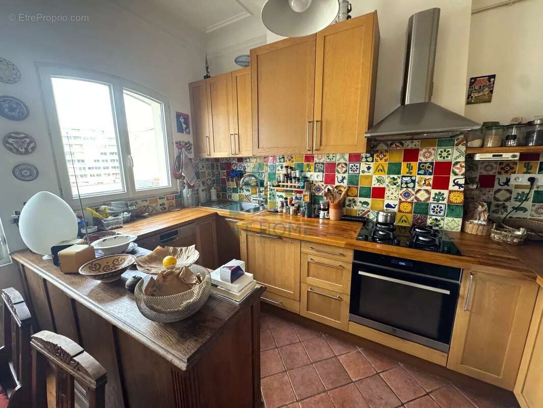 Appartement à PARIS-10E