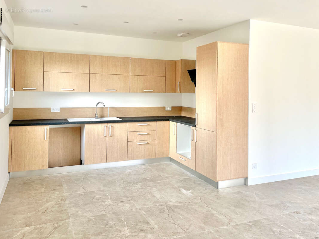 Maison à BRETTEVILLE-SUR-LAIZE