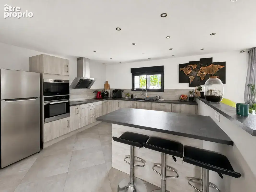 Maison 5 pièces 150 m² à vendre à Thenac (17460) - photo 3