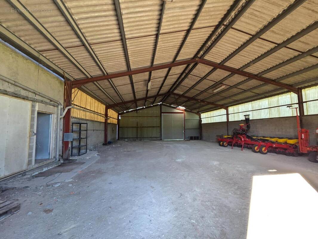 Appartement à ASNIERES-SUR-NOUERE