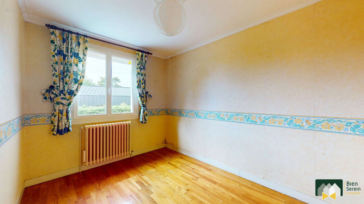 Maison à LEVES