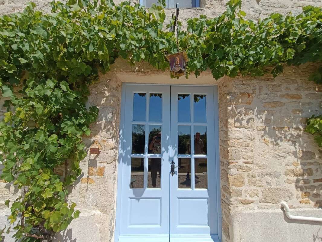 Charmante maison avec piscine et maison d'amis, proche Maillezais - photo 15