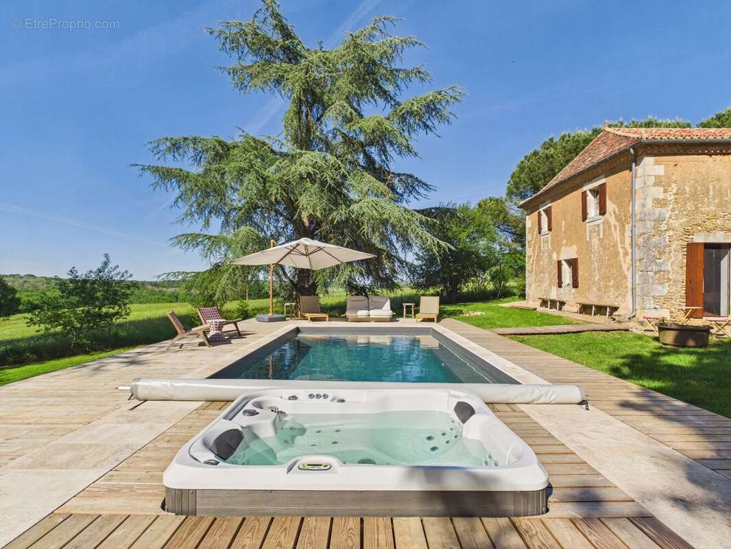 Maison à VERGT