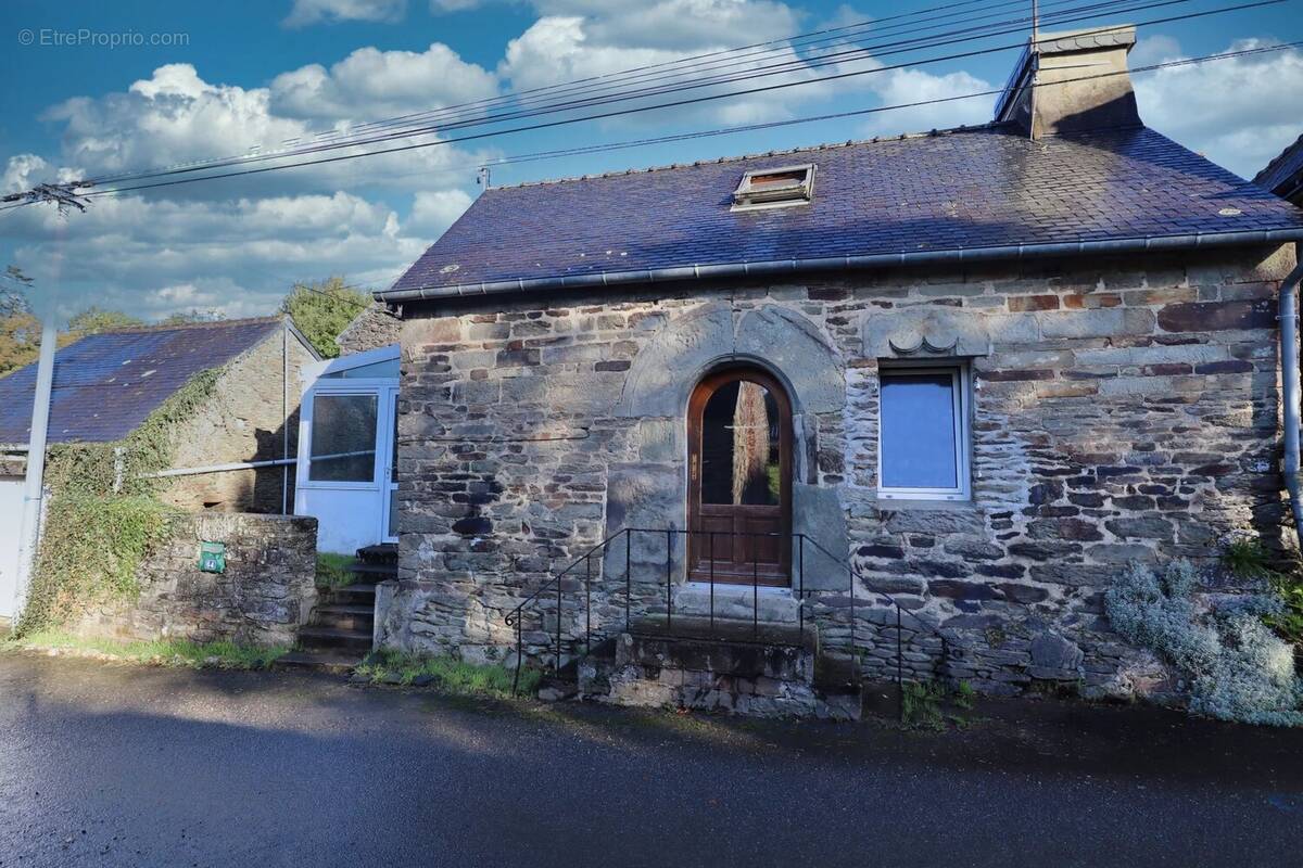 Maison à CARHAIX-PLOUGUER