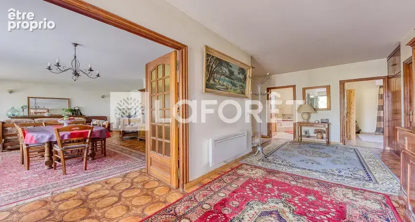 Maison à vendre à La Queue En Brie 7 pièce(s) 140 m2 - photo 9