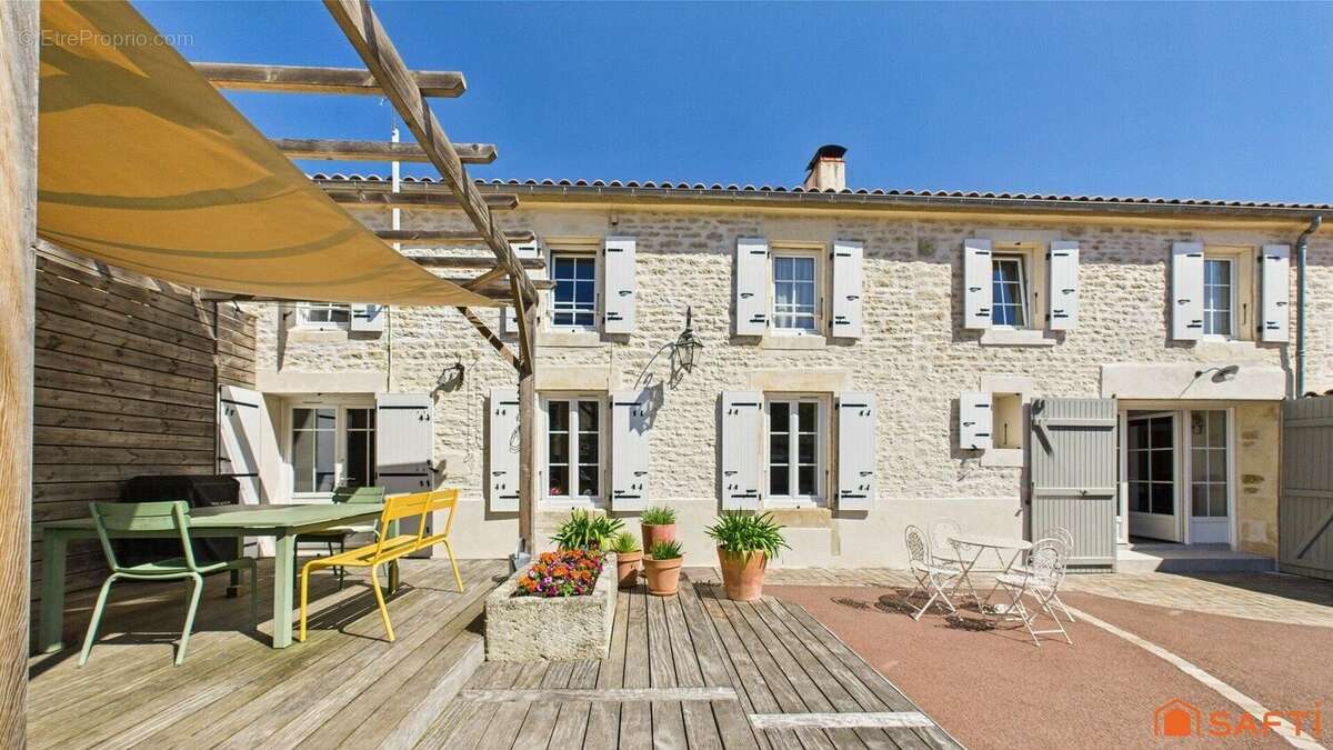 Photo 4 - Maison à SAINT-GERMAIN-DE-MARENCENNES