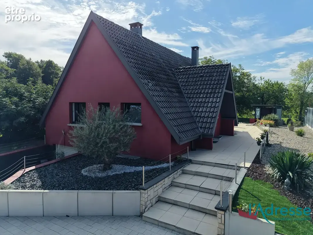 Maison 5 pièces avec piscine - photo 3