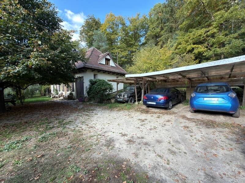 Maison à SAINT-HILARION