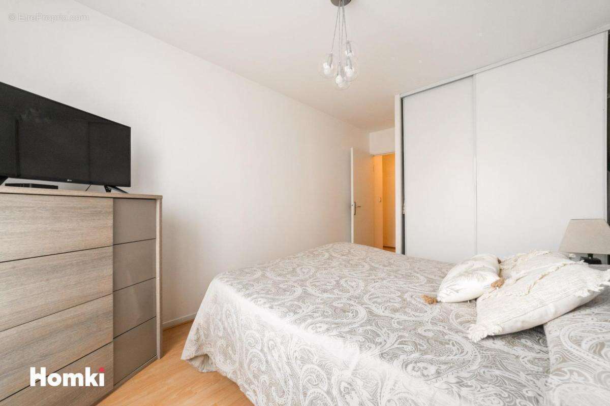Appartement T5 de 109 m² à Gratte - ciel Villeurbanne 69100, Rue Edouard Vaillant - photo 12