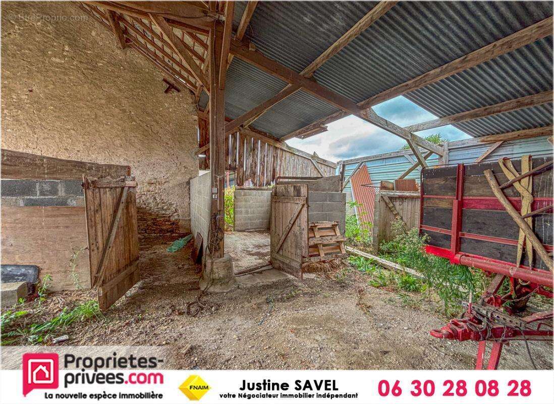 Maison à MEHUN-SUR-YEVRE