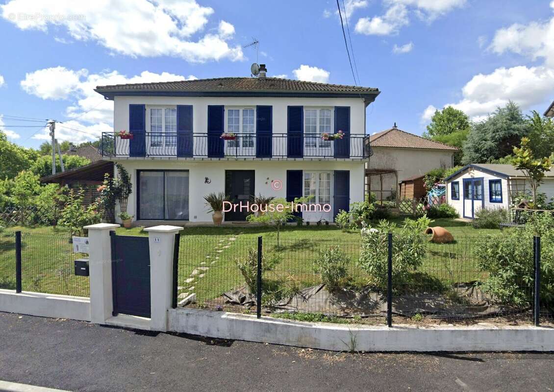 Maison à COULOUNIEIX-CHAMIERS