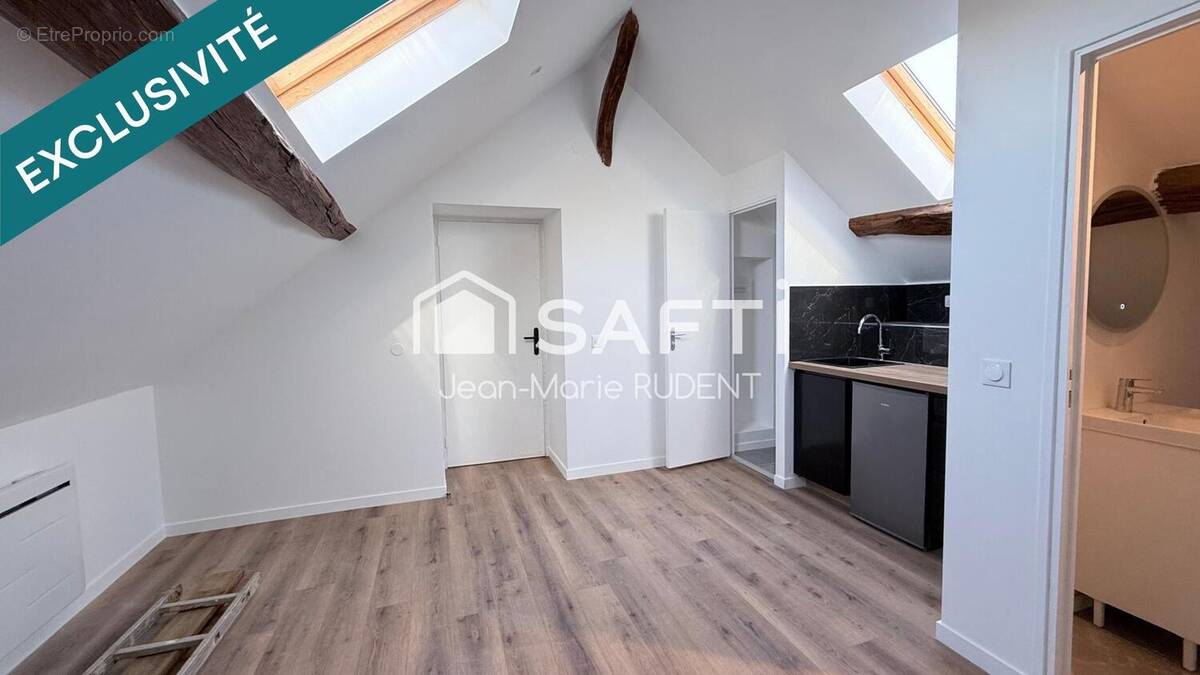 Photo 1 - Appartement à VILLEJUST