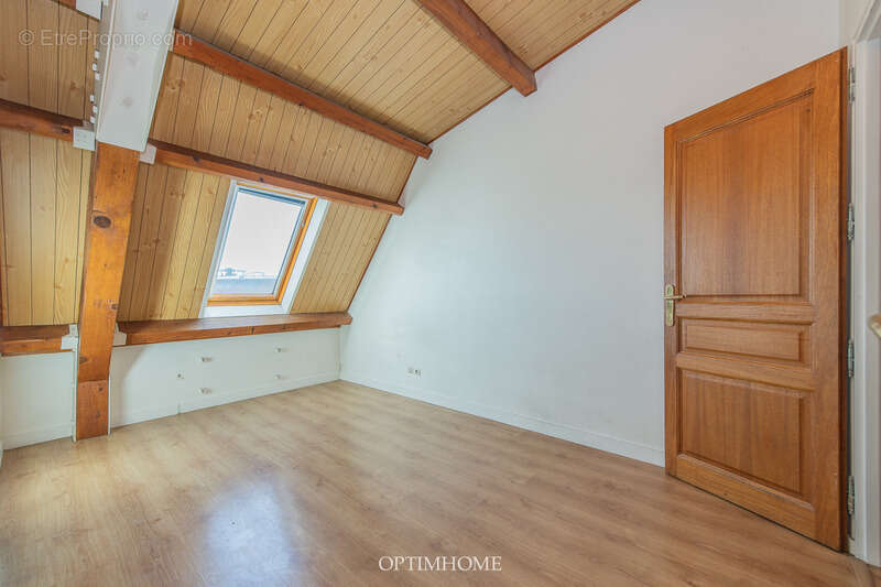 Appartement à PUTEAUX