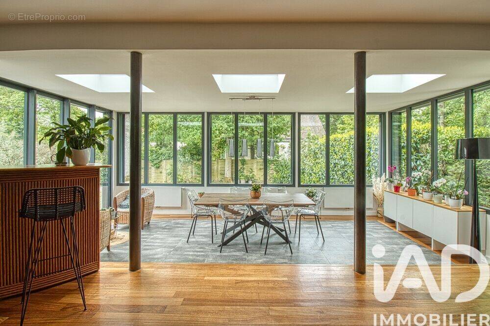 Photo 1 - Maison à VERNEUIL-SUR-SEINE