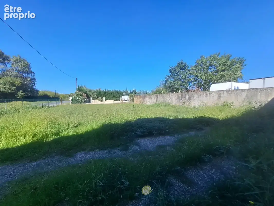Maison rénovée avec 3 chambres, garage et jardin clos - photo 14