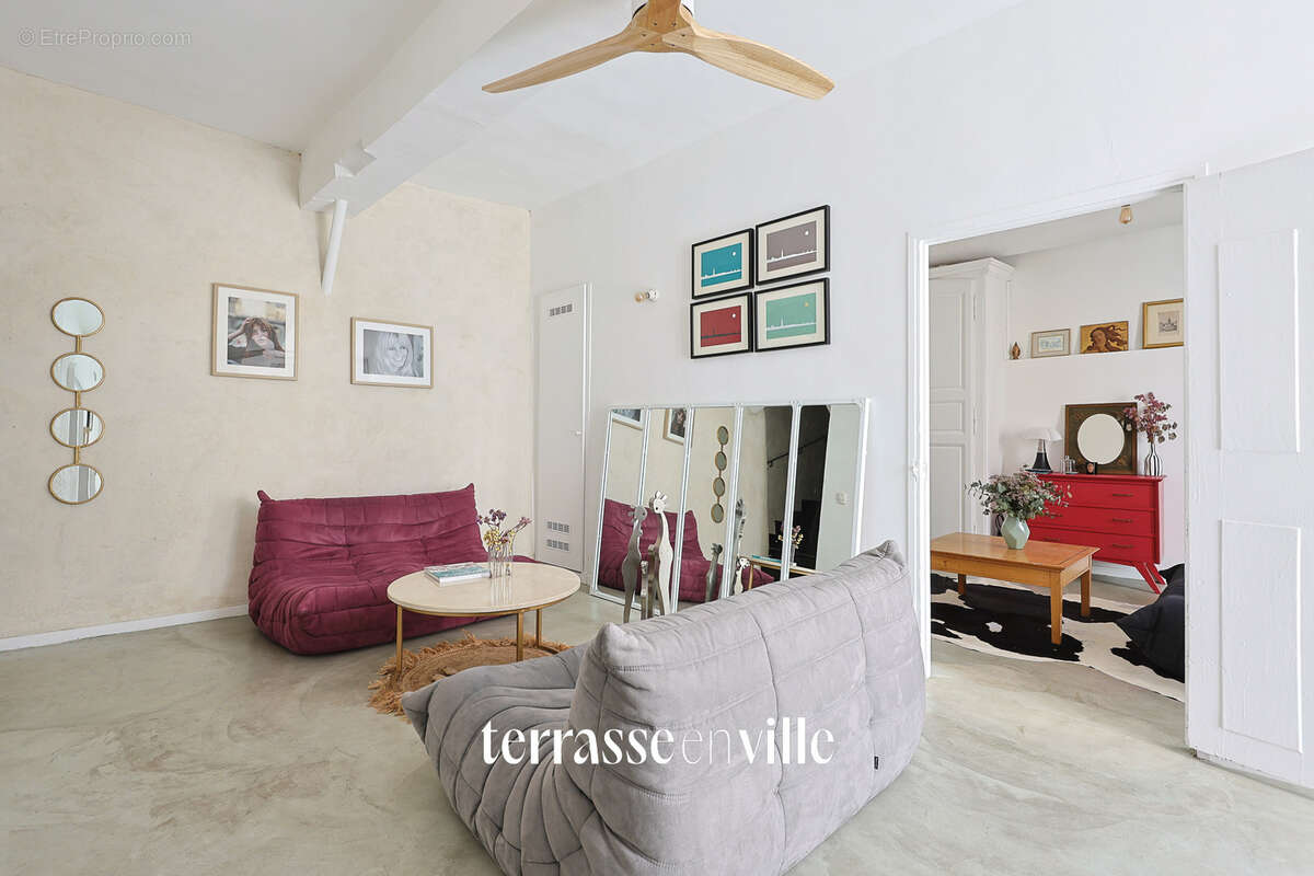 La ciotat   centre historique - grand duplex - t9 - 192 m2   5 ch - parcelle 350m2 - parking - 1 250 000€ - photo 19