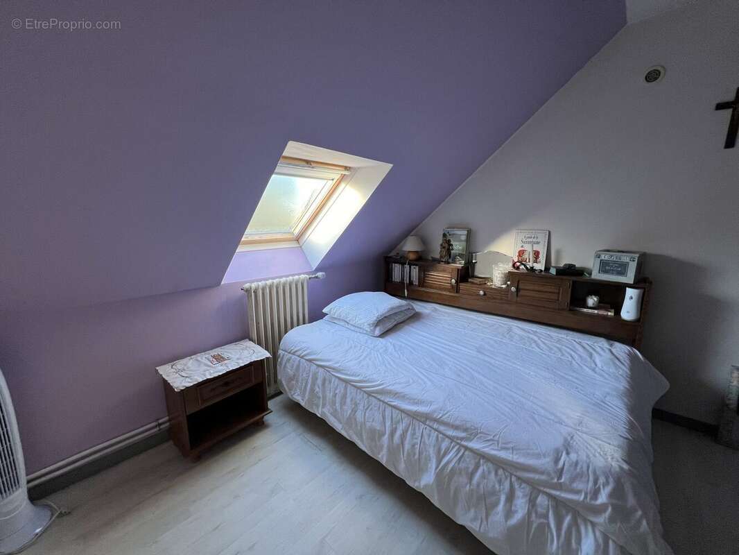chambre 2 - Maison à ANTOIGNY