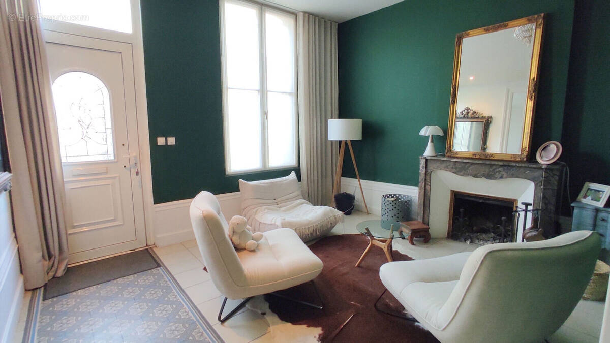 Maison à CHATELLERAULT