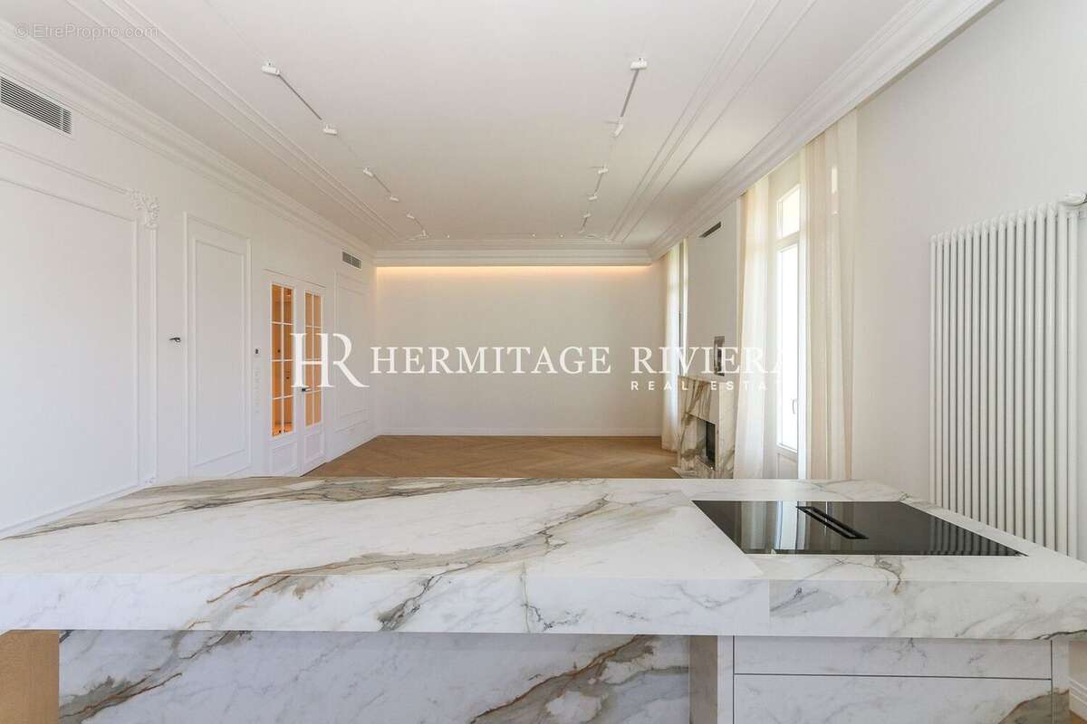 Appartement à CAP-D'AIL