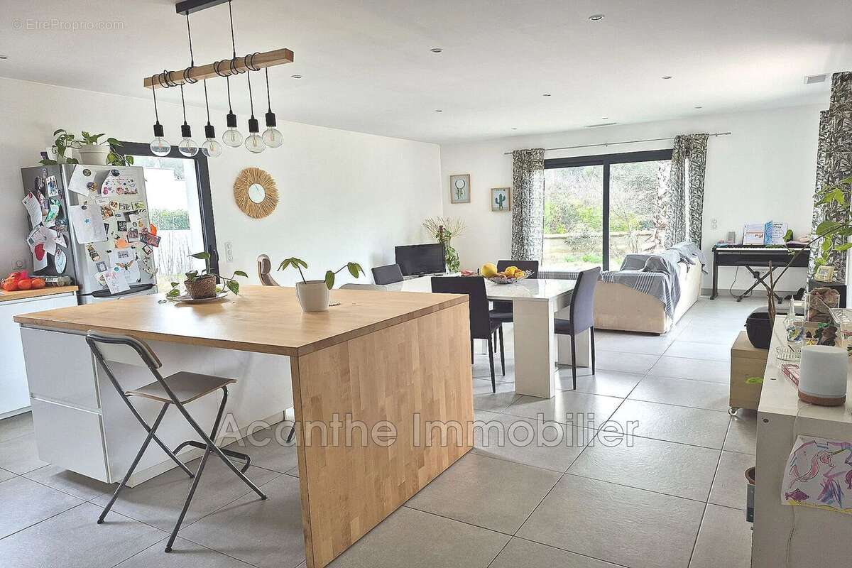 Maison à CASTELNAU-LE-LEZ