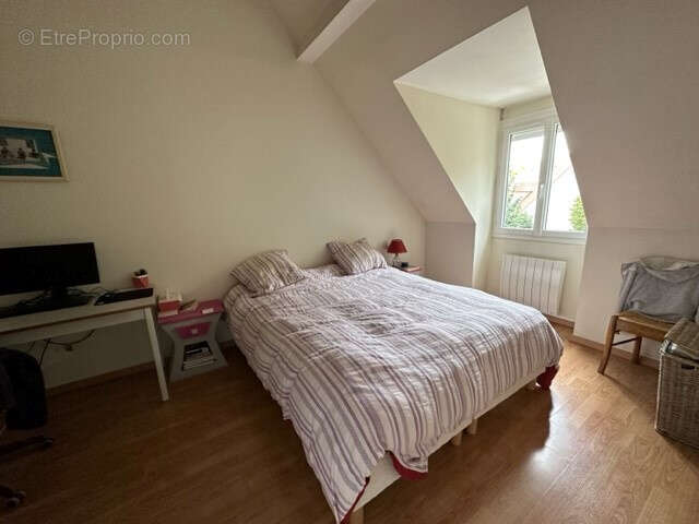 Maison à BURES-SUR-YVETTE