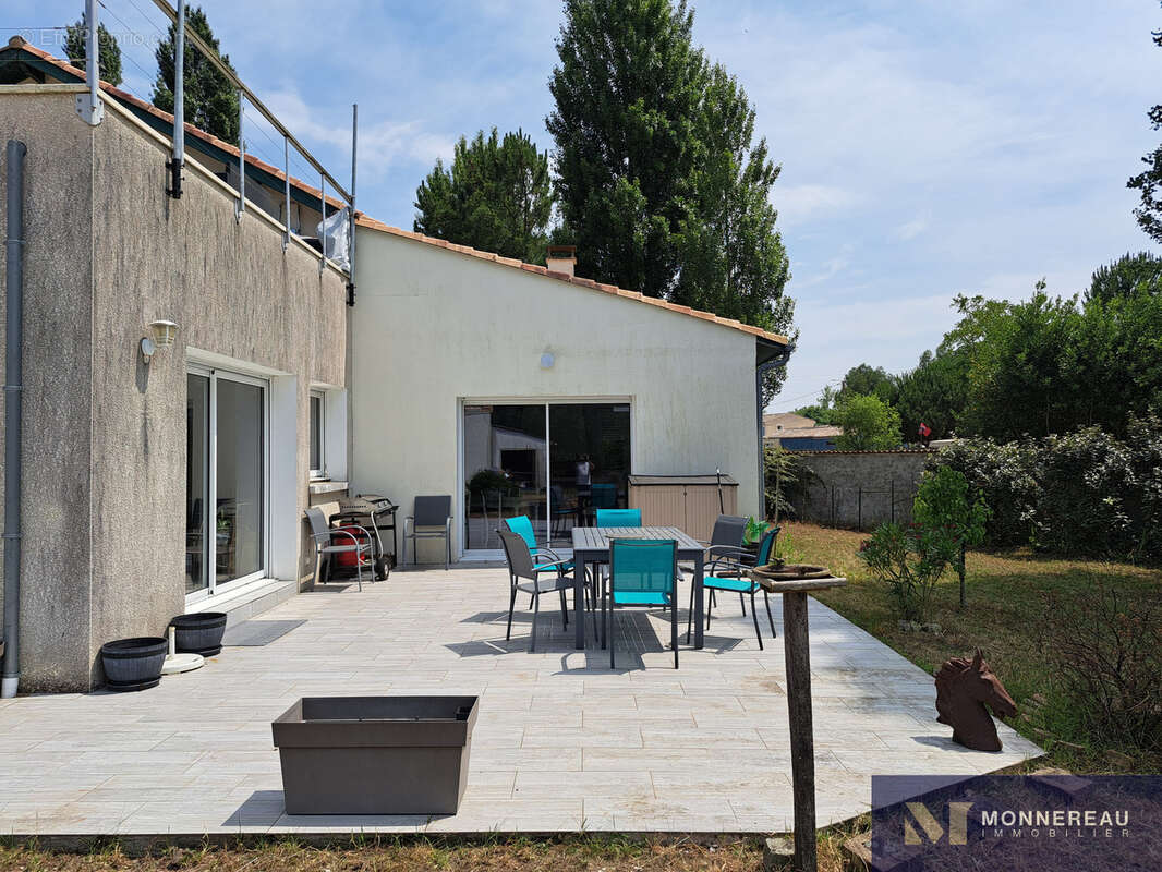 Maison à LA TREMBLADE
