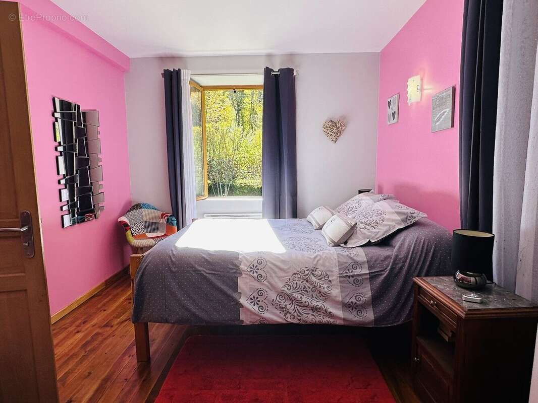Maison et dépendances ,Au pied du Valier 09800. - photo 14